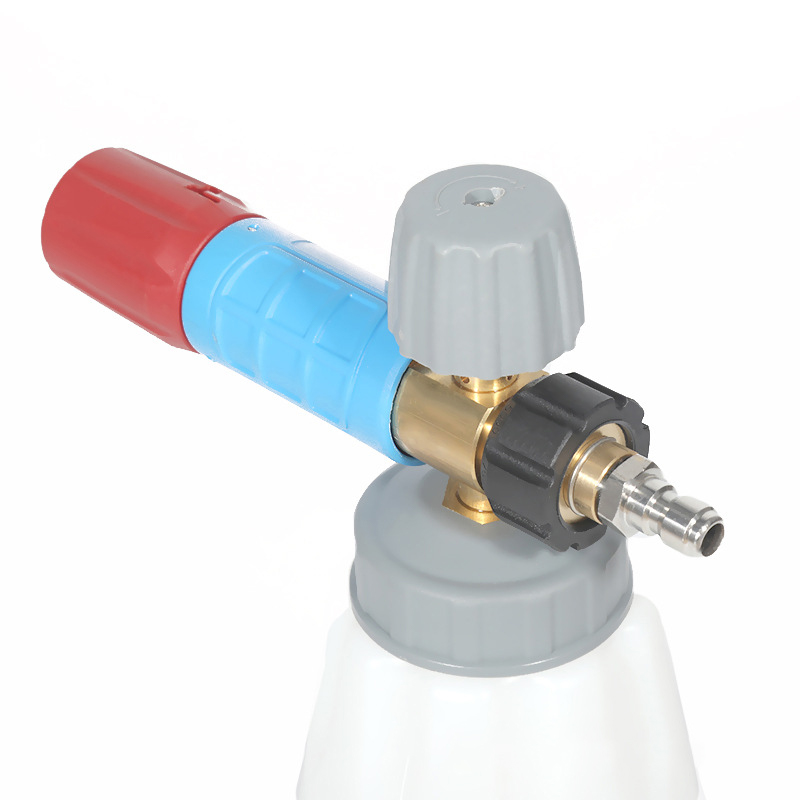 Hoge druk grote mond witte schuimpot